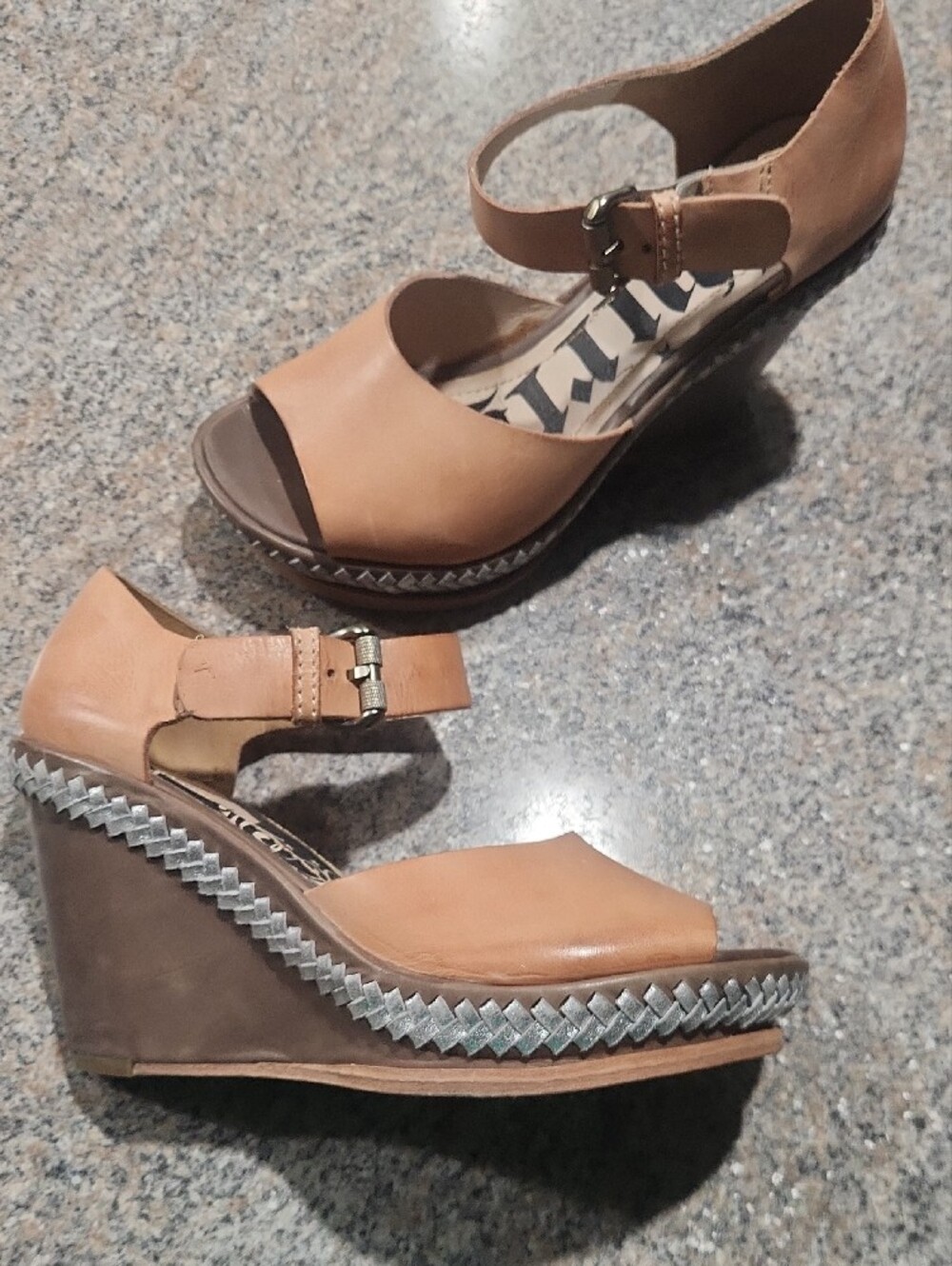 Spirit by Lucchese Chloe Tan Leather Wedge Sandals Size 10 Western Boho